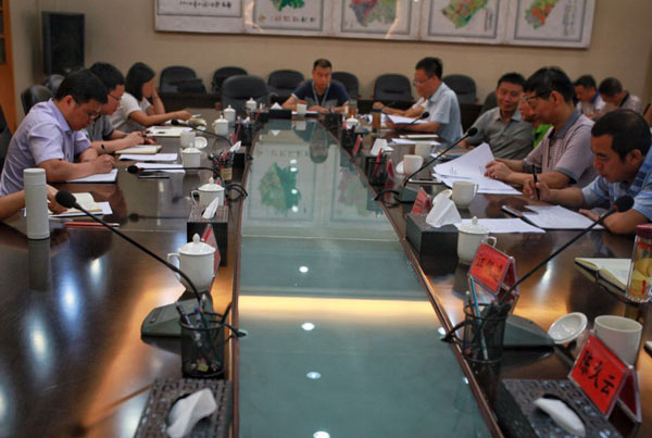 ɶίؕLLL룺WȺ·cWj򽻵ԼҪɞWϾWճTͨ^ϾW ȡȺ˽挍rҪٷȺͨ^WϷӳĆ}ҪeOӑڵһrgؑԛQܶҲҪڽQ}ֻҎQȺĺVrͨ^WjȺ؏K@þW[Ԕ]