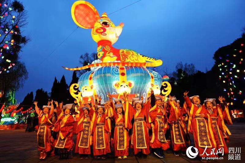 2020ɶRġСϲ齭 z