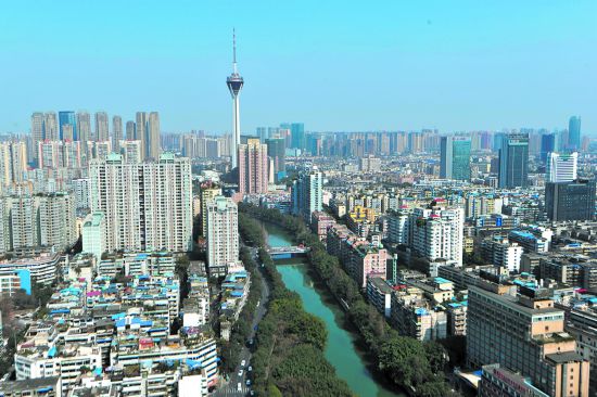 錦城藍：天地間不斷鋪展的公園城市錦繡畫卷