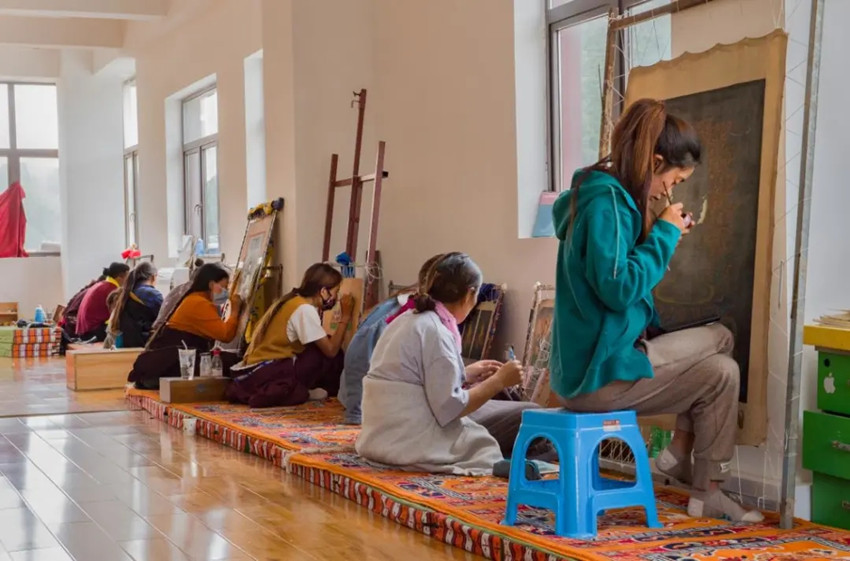 壤塘村的唐卡繪畫中心。壤塘縣委宣傳部供圖