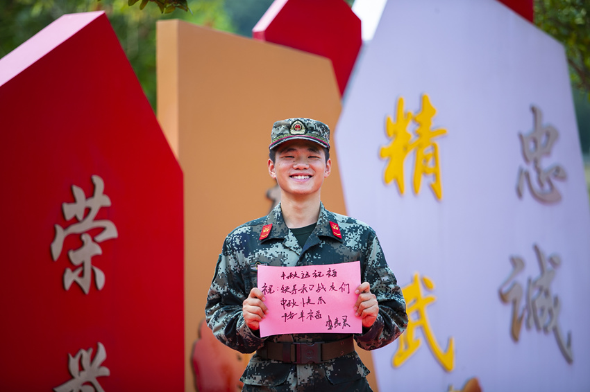 侯ٱף侯Ĵϳ֧꠹D