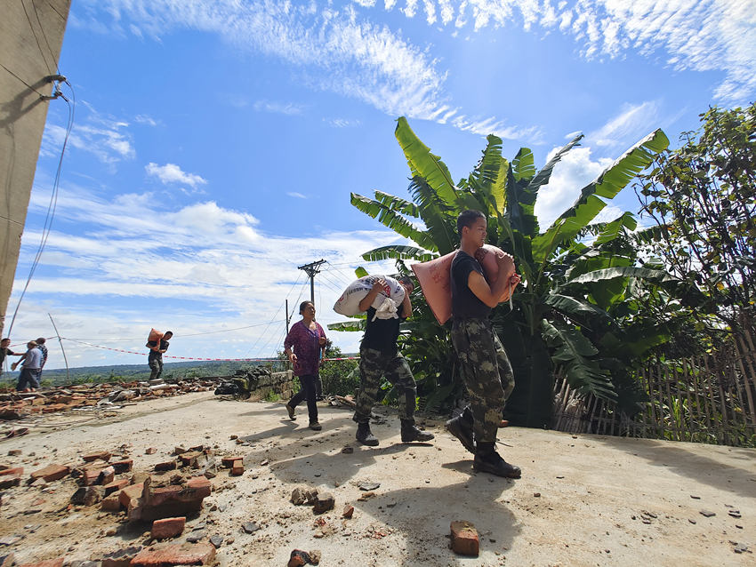 侯ٱȺD\Y侯o֧꠹D