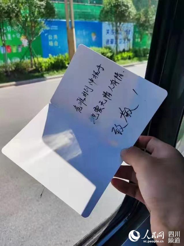 侯o֧꠹ٱյȺ́ĸжƬ־z