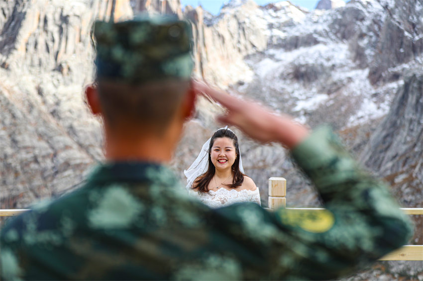 ѩɽCS侯ĴꠙCӵ֧꠹D