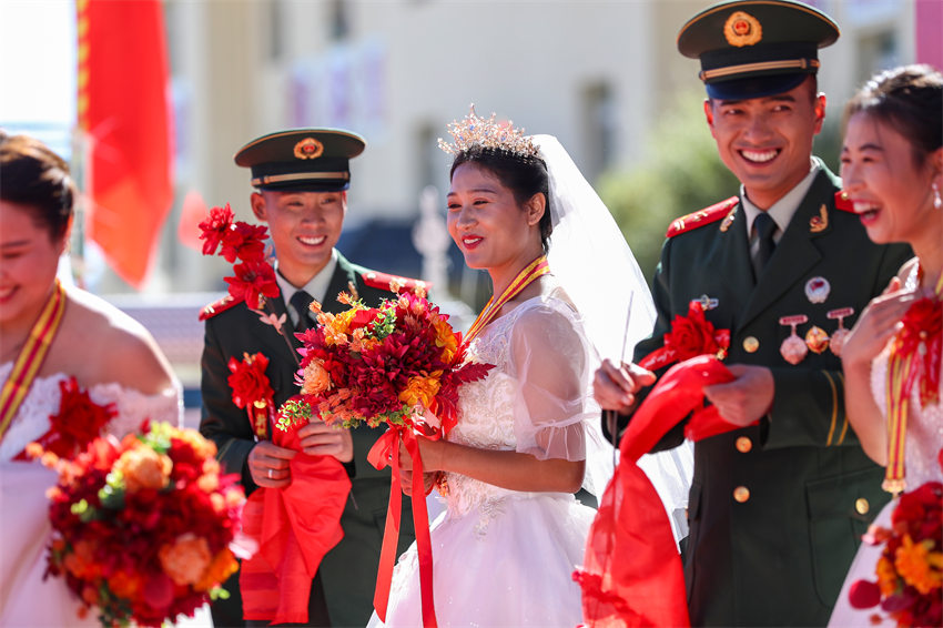 wYF侯ĴꠙCӵ֧꠹D