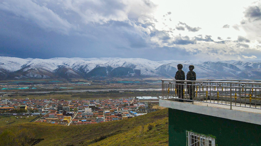 ٱ؈һ侯ĴꠙCӵ֧꠹D