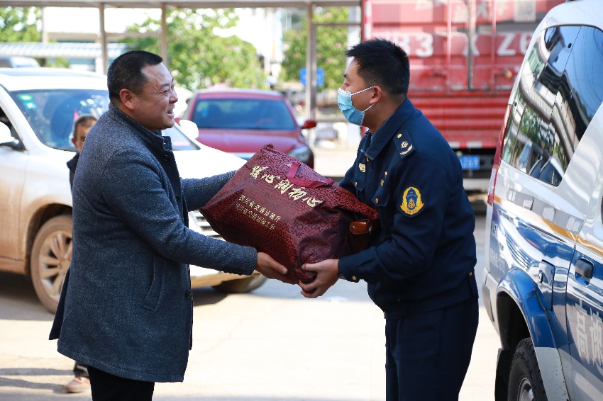 ؛܇{Tٛ͡ůĝġYĴʡͨ\ݔdD