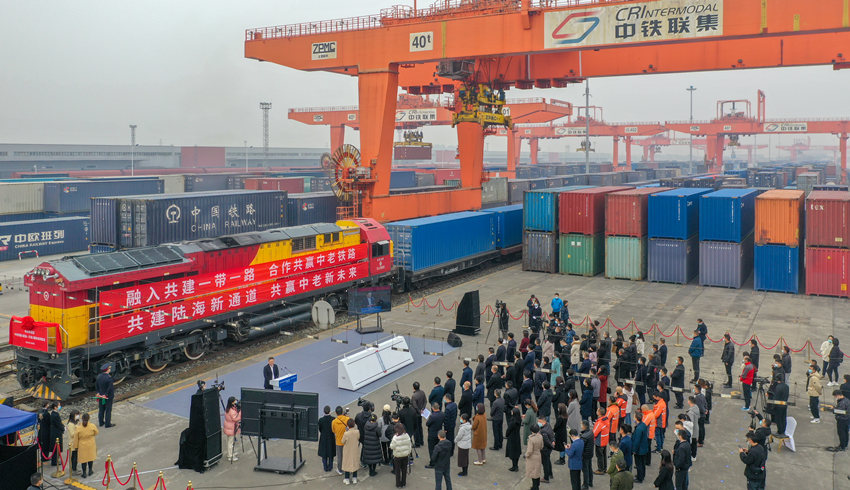 F·塪f󣩇Hװl׽^ίD