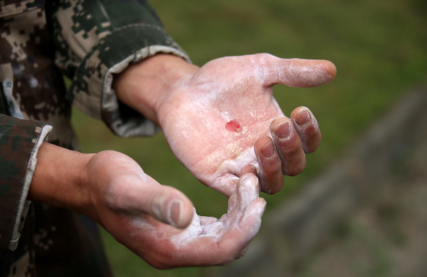 rµĂ侯Ĵüɽ֧꠹D