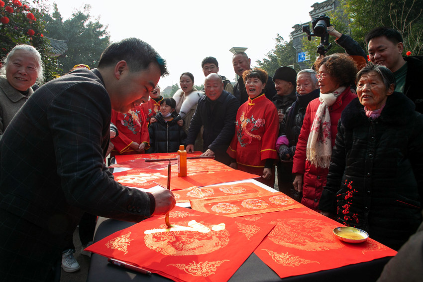 tϲcףۯ^ýwĹD