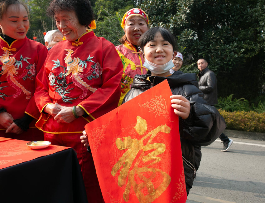 tϲcףۯ^ýwĹD