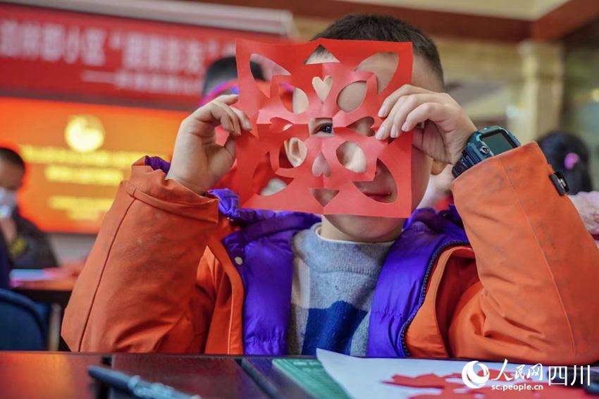 ӸdչʾԼļƷ̹⽨z