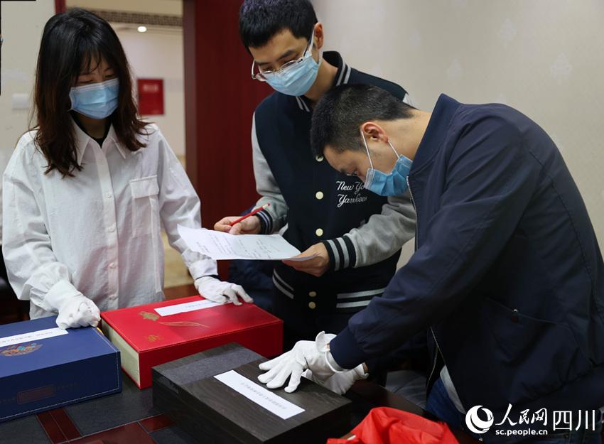 n^ˆTcӾٛļtɫ׿ѩz