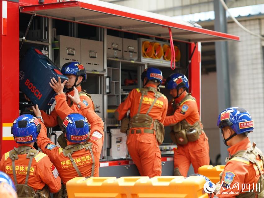 Ĵɭ꠿^ԮͶݾѩz