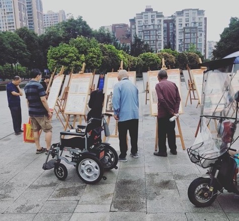 巡回展現場。彭州市委宣傳部供圖