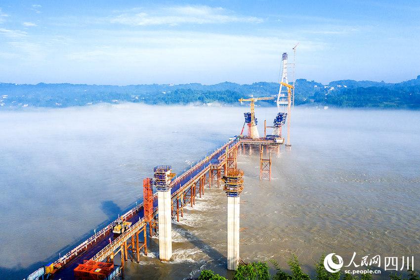 ֮LϱFphɫĳɽLĿOFε^Fƽz