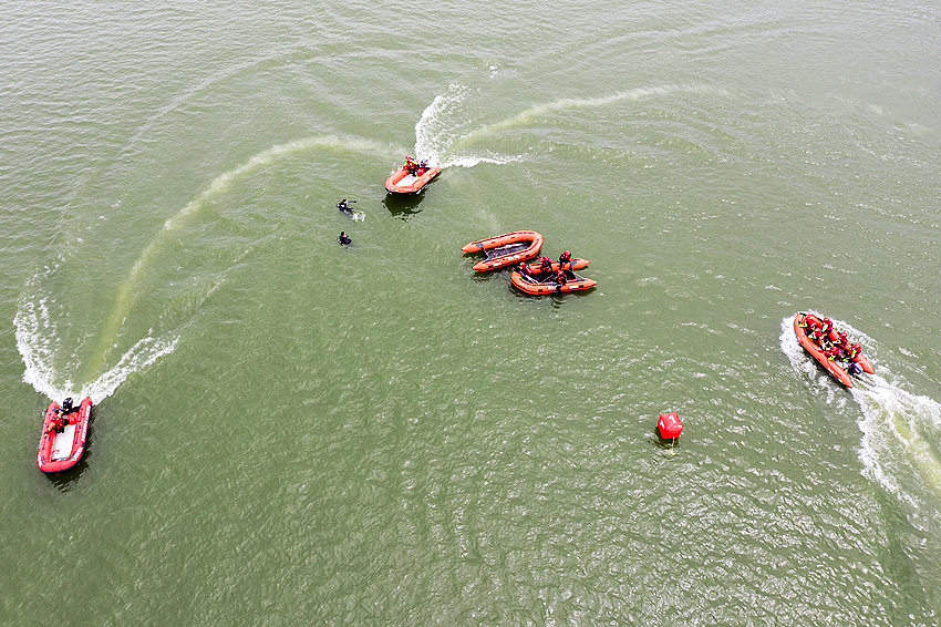 四川眉山防汛救災實戰演練現場。四川省眉山市消防救援支隊供圖