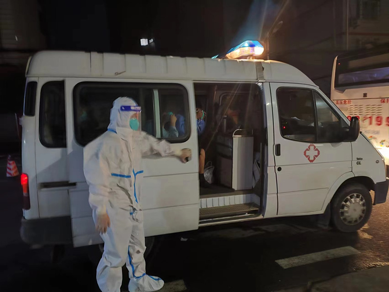 劉超在轉運密接者。瀘縣得勝鎮衛生院供圖