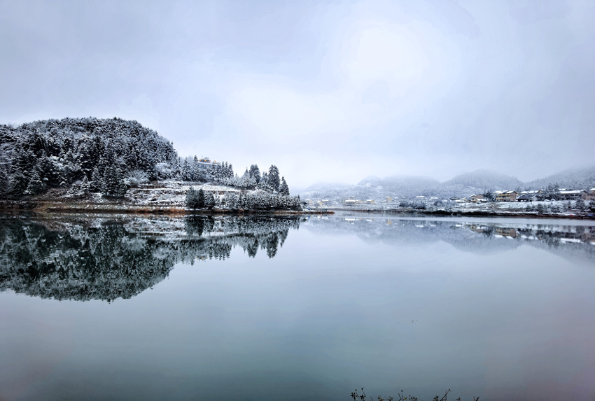 冬日仙草湖。摩尼鎮供圖