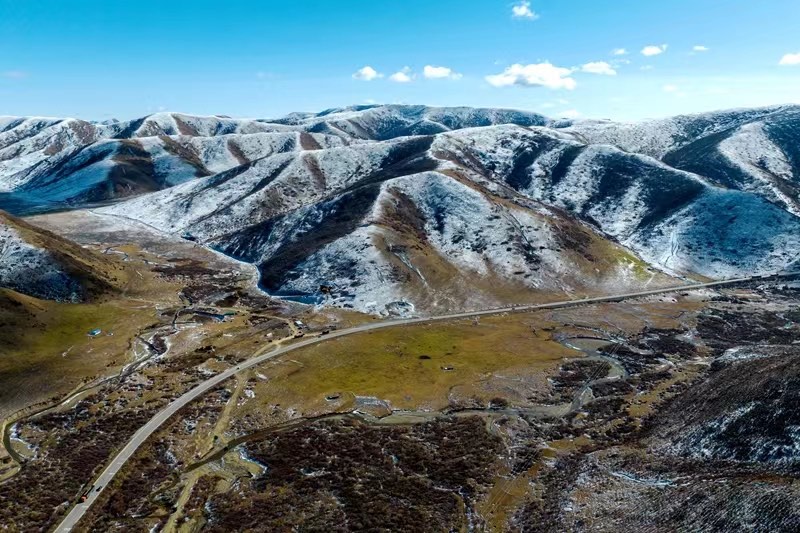 新建西寧至成都鐵路首個隧道進入實質施工。成蘭公司供圖