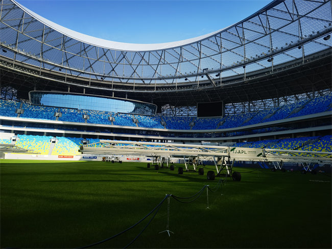 鳳凰山體育公園足球場場館一角。黃朝陽供圖