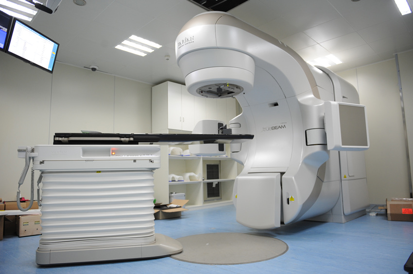 四川省人民醫院的直線加速器設備。四川省人民醫院供圖