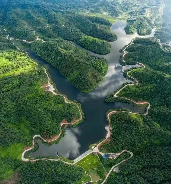 俯瞰來龍湖。敘永縣合樂鄉政府供圖