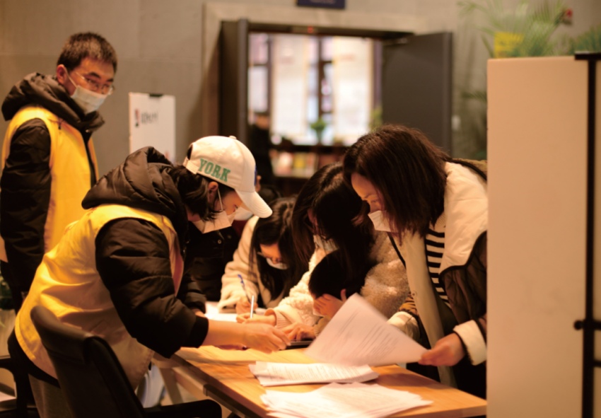 金牛區圖書館志愿者團隊。金牛區圖書館供圖