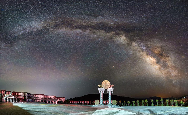 新寨銅鼓廣場。寧南縣委宣傳部供圖