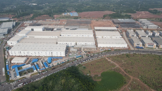 俯瞰蜂巢能源廠房全貌。遂寧市經開區供圖