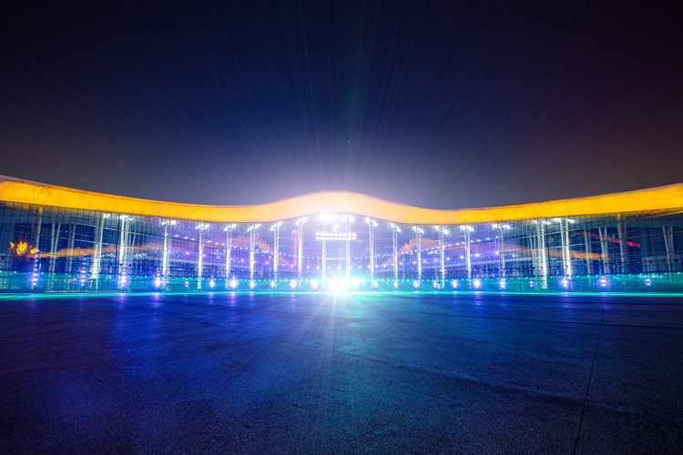 夢幻的西博城。天府新區融媒體中心供圖