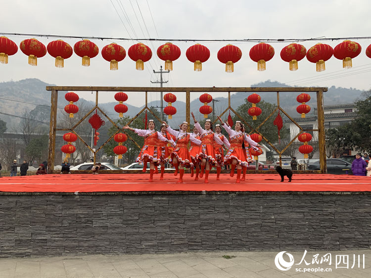 文藝表演。楊婧攝