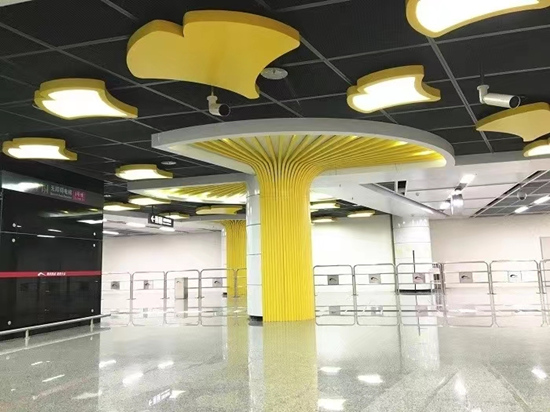 中鐵八局承建成都地鐵超級工程太平園站。中鐵八局供圖