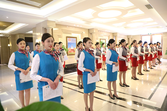 國內外航線快速恢復，民航各類招聘火爆。李美琪供圖