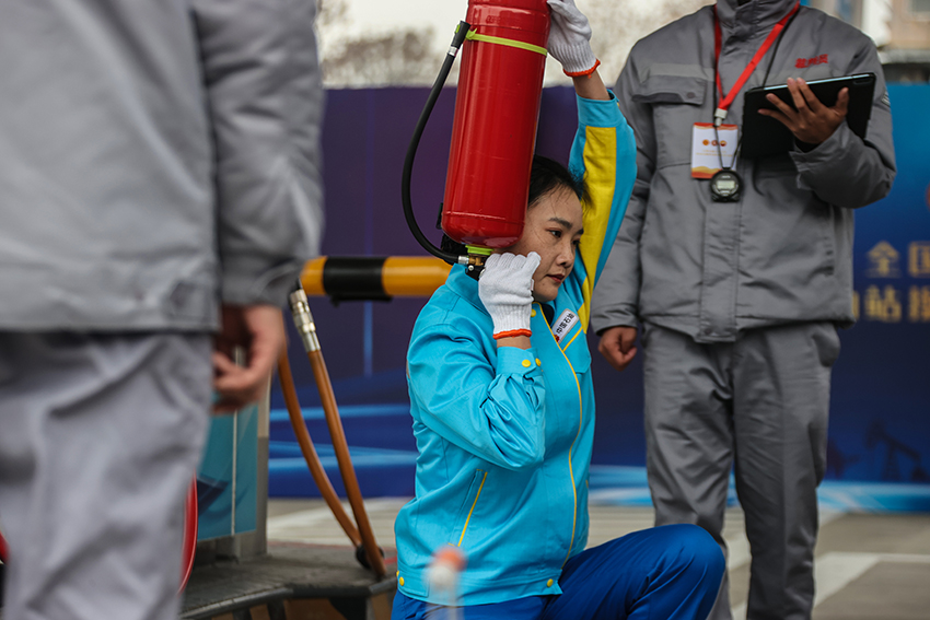 加油機日常檢查及維護項目。中國石油四川銷售公司供圖