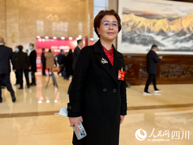 成都市人大代表劉文雋。人民網 朱虹攝