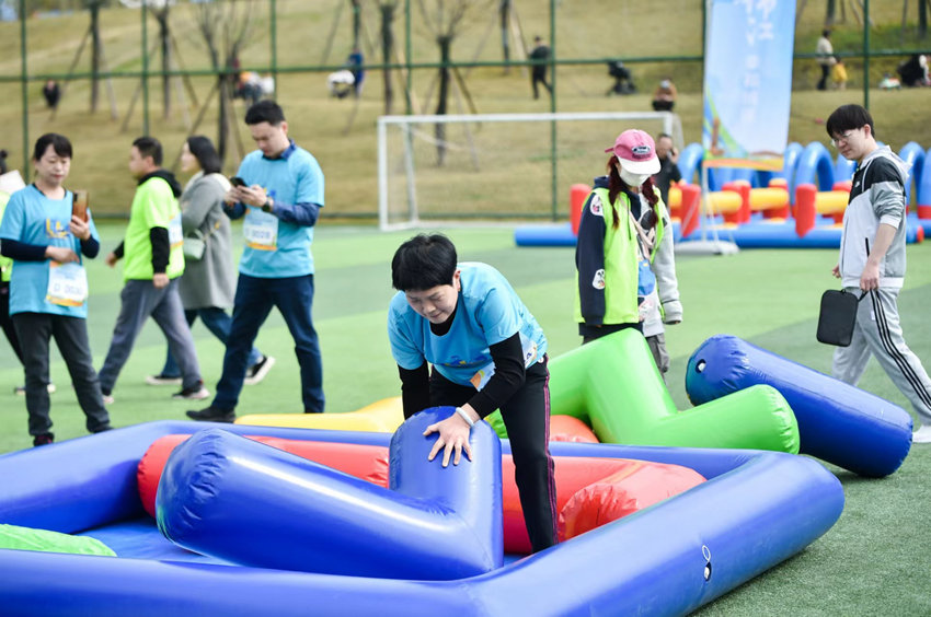 “愛成都·迎大運”成都市殘疾人群眾性片區運動會（錦江片區）。成都市殘聯供圖