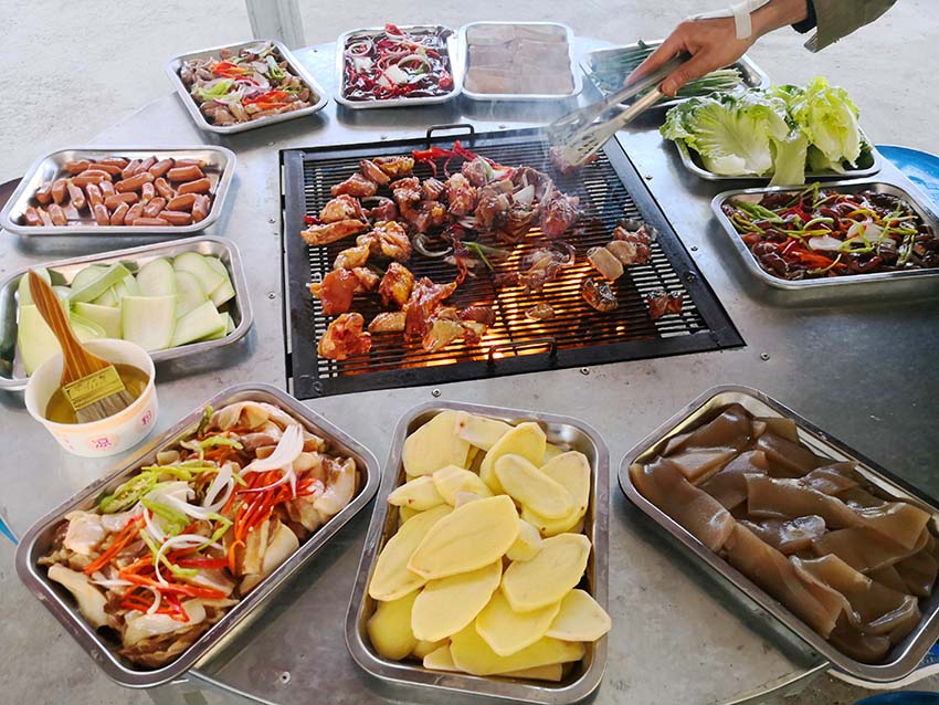 西昌燒烤。西昌市委宣傳部供圖