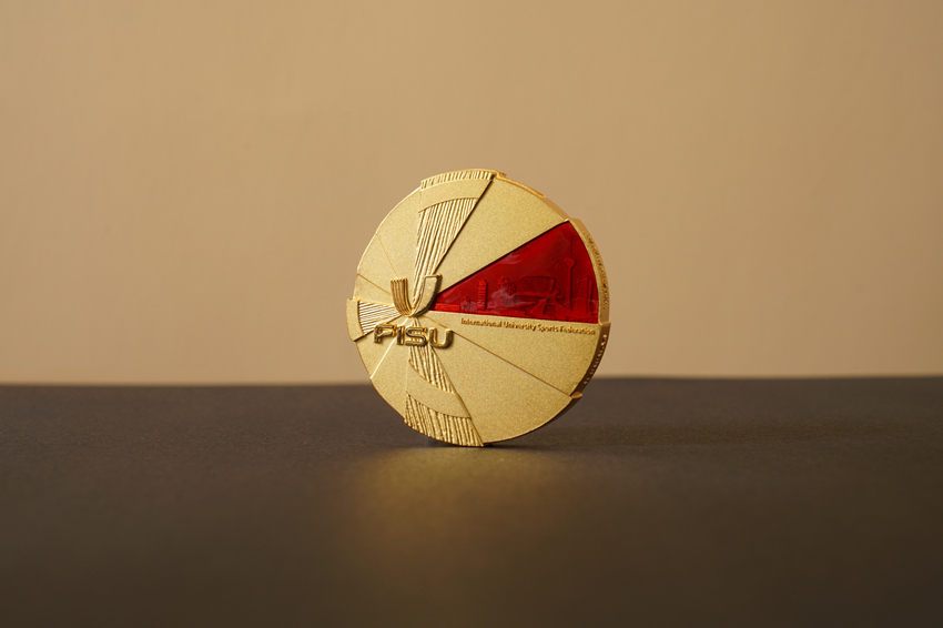 成都大運會金牌。成都大運會執委會供圖