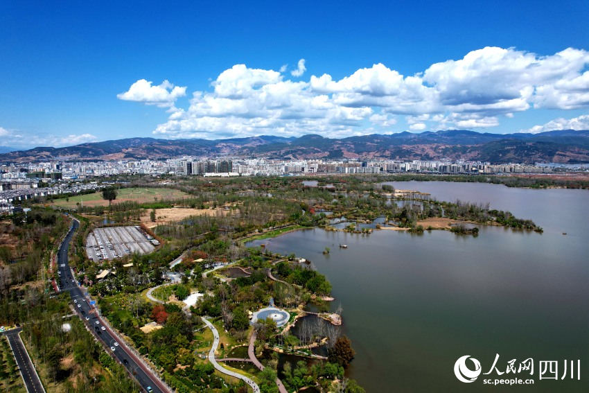 西昌邛海濕地。宋明攝