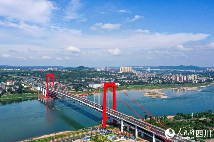航拍瀘州長江二橋。牟科攝
