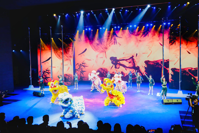 7月22日，成都第31屆世界大學生運動會運動員村正式開村，并為首支入駐的代表團——中國代表團舉行了歡迎儀式。人民網 記者 朱虹攝