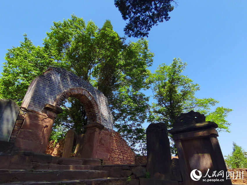 古蜀道天雄關遺址。人民網記者 劉海天攝