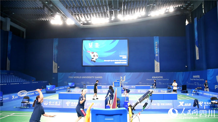 選手們正在訓練。陳雪攝