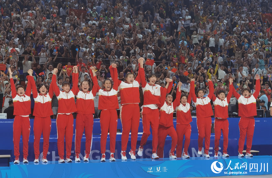 我們是冠軍。人民網記者 王洪江攝