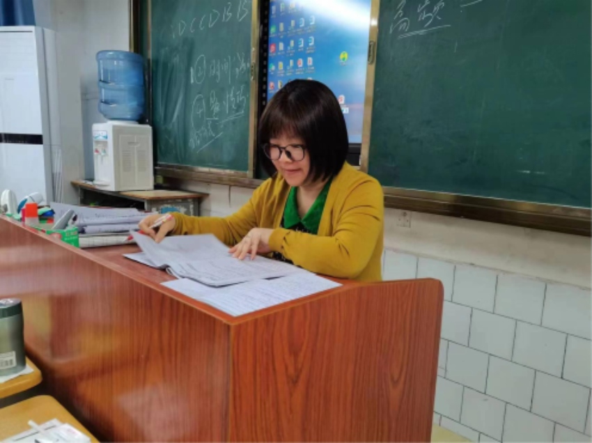 圖為凌艷工作圖。資陽市公安局供圖