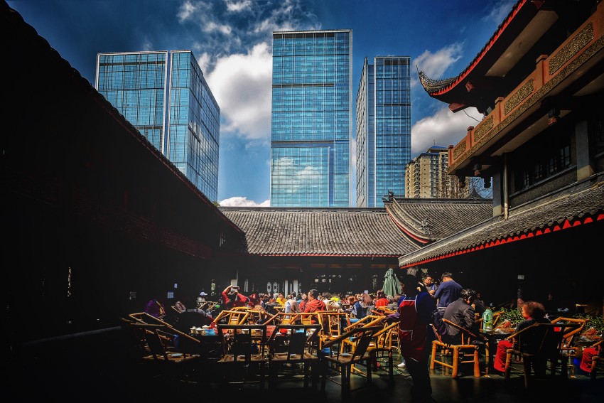 大慈寺與太古里。華小峰攝