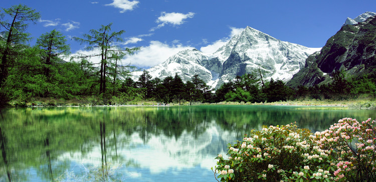 阿壩州畢棚溝。阿壩州委宣傳部供圖