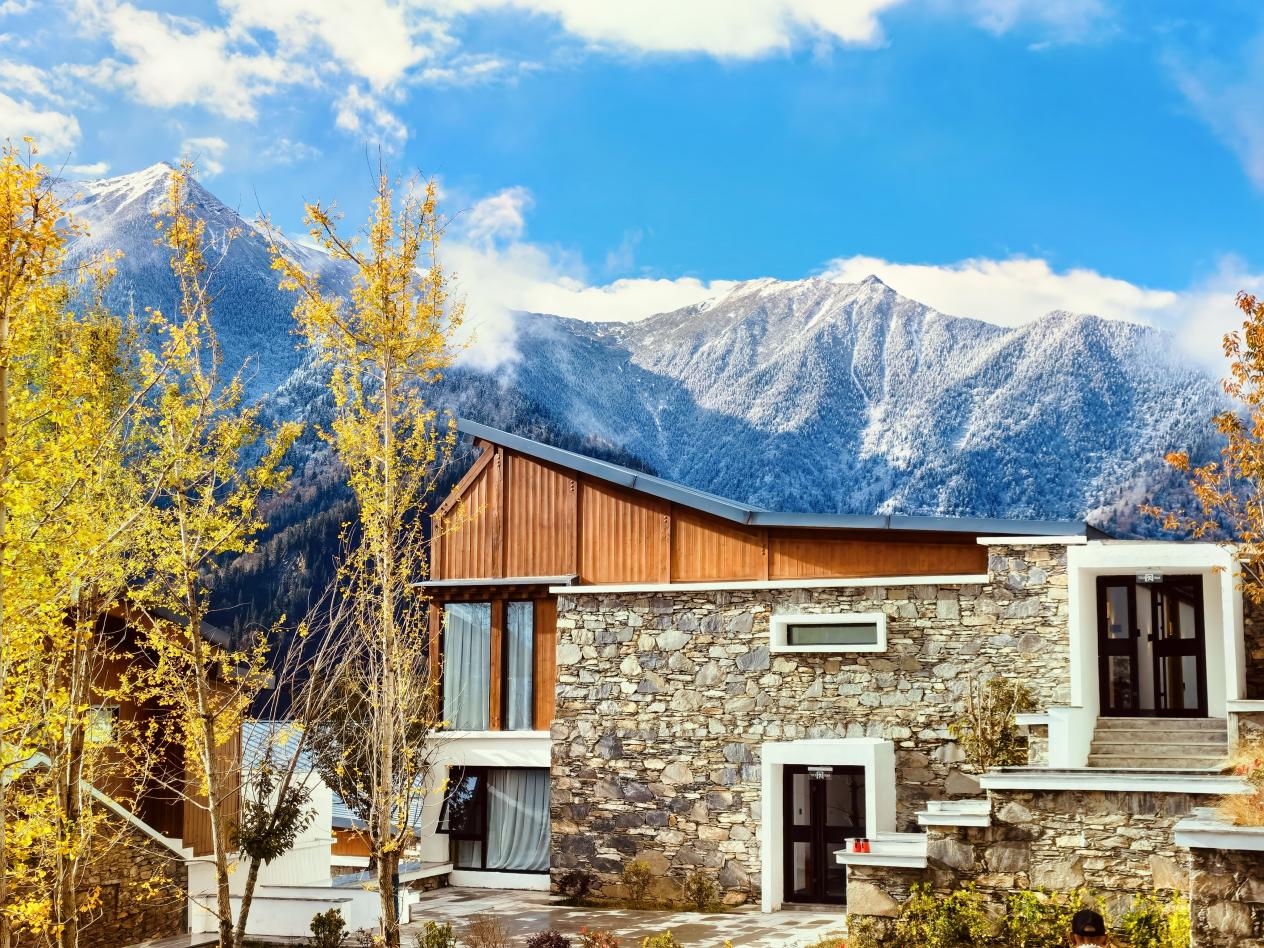 嘎爾莊園民宿。黑水縣文聯供圖