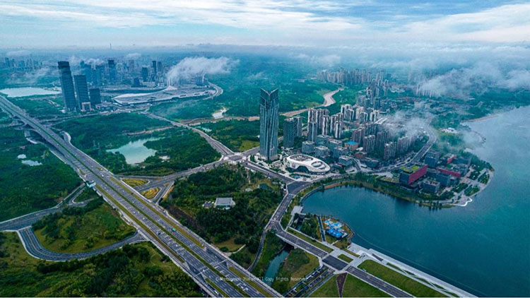 交通便捷的天府新區 賈樊供圖